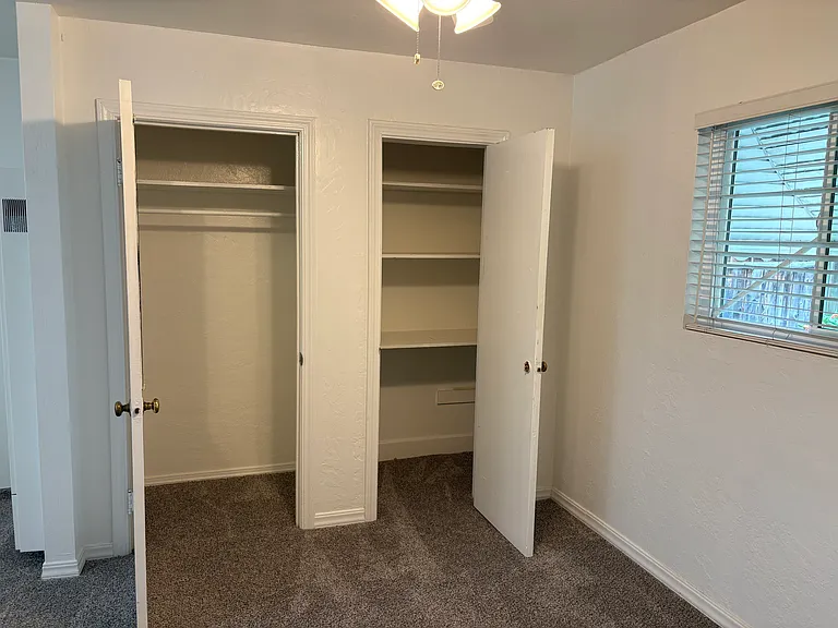 416 Tyrella Ave — Photo 11