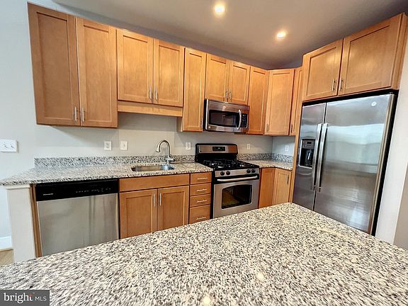 5th image of 1800 Wilson Blvd #430