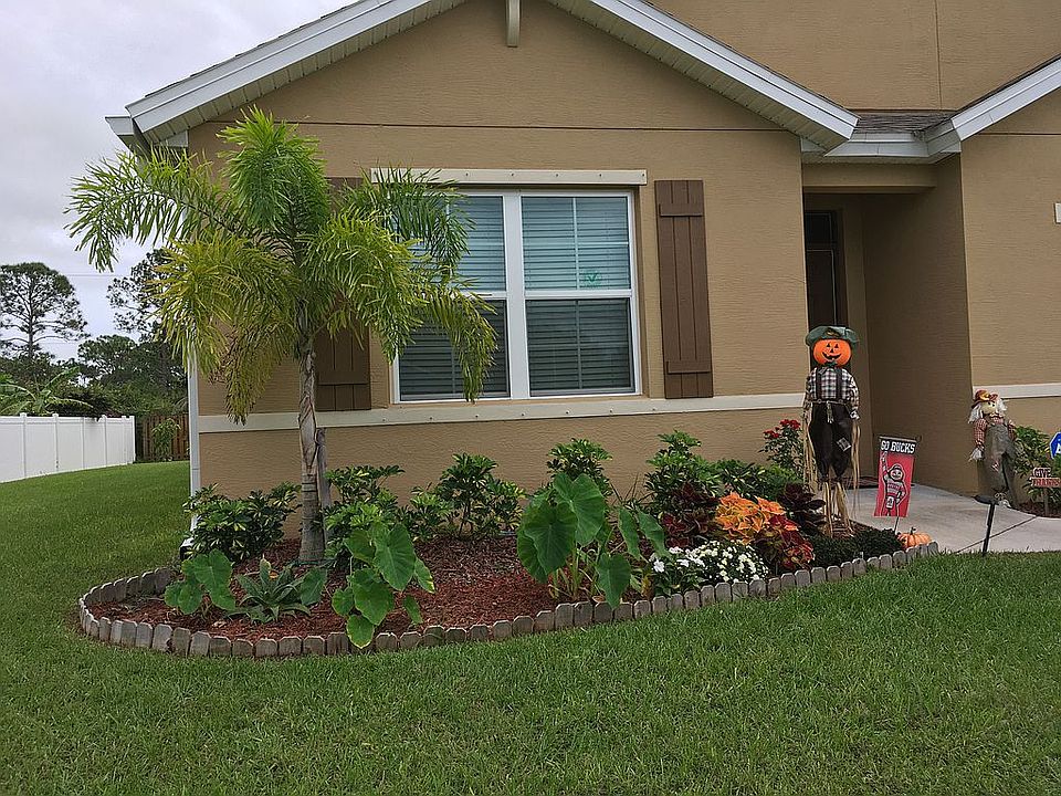 2nd image of 1727 San Filippo Dr SE