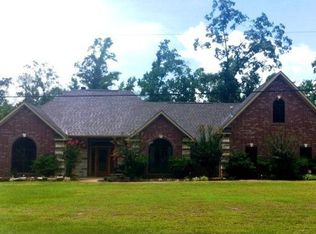 465 Derek Rd, Lufkin, TX 75904
