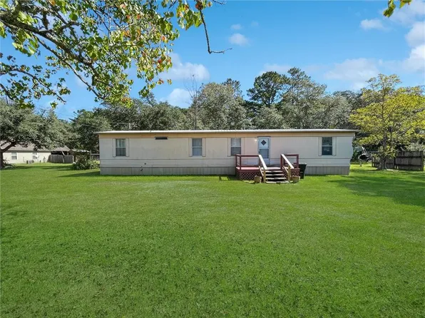 68486 Lester Dr, Pearl River, LA 70452