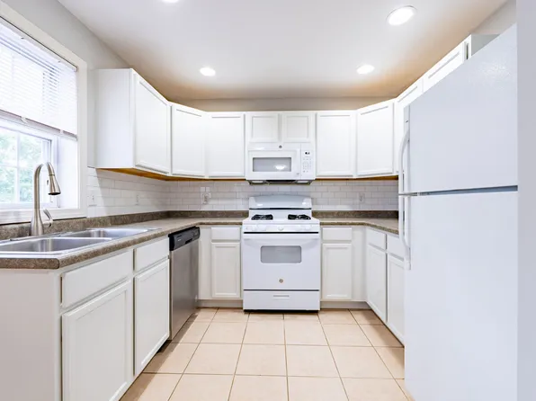 1144 North Ave