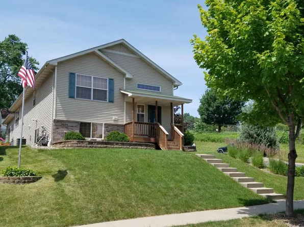 100 15th Ave S, South Saint Paul, MN 55075