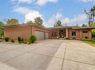4812 Long Farms Ln, Trenton, OH 45067