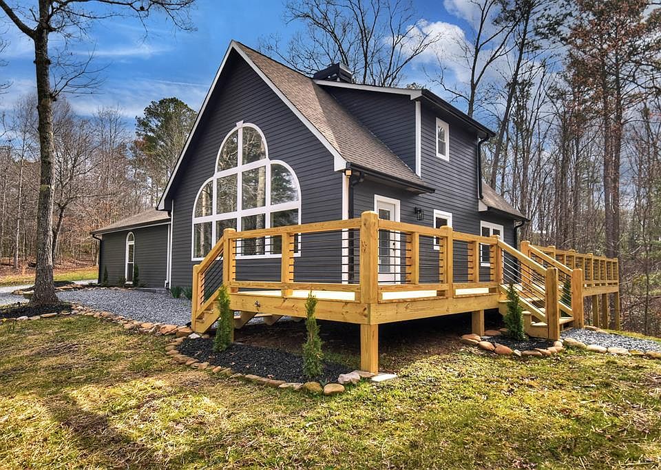 1st image of 772 Heritage Way