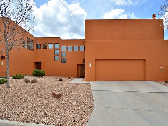 2nd image of 612 Avenida Celaya