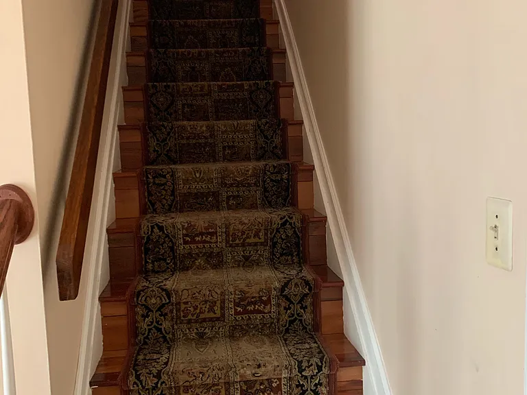 40 Hawthorn Dr — Photo 9