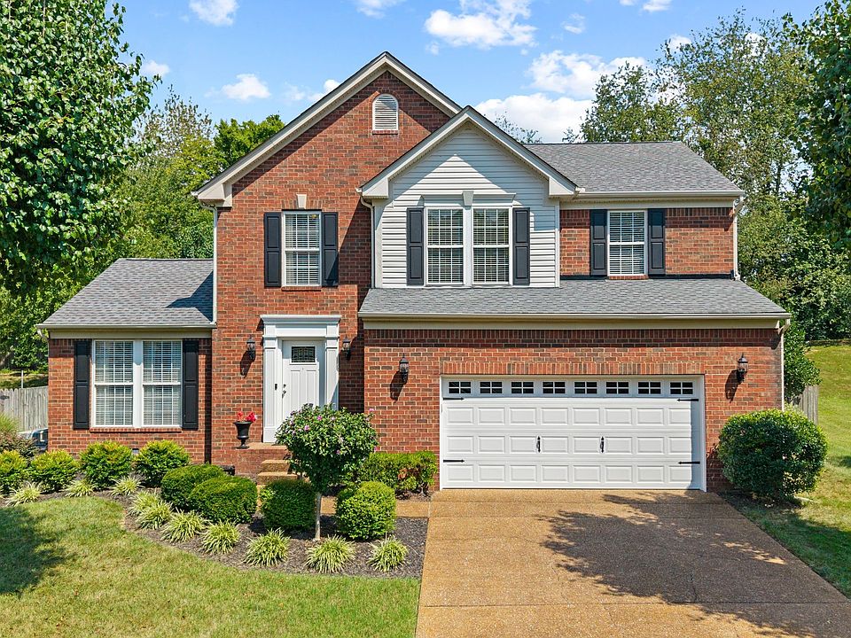 1st image of 2935 Churchill Ln