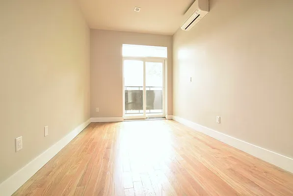 Rented by Rennit Inc. | media 32