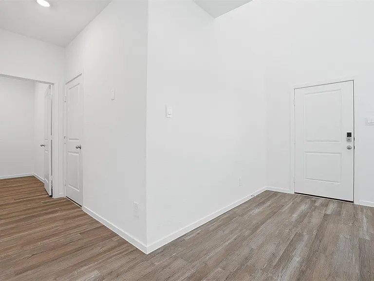 3005 Teal Breeze Ln — Photo 7