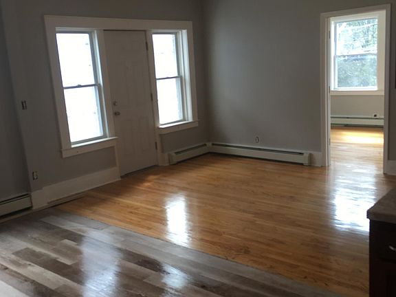 4th image of 104 Briggs St