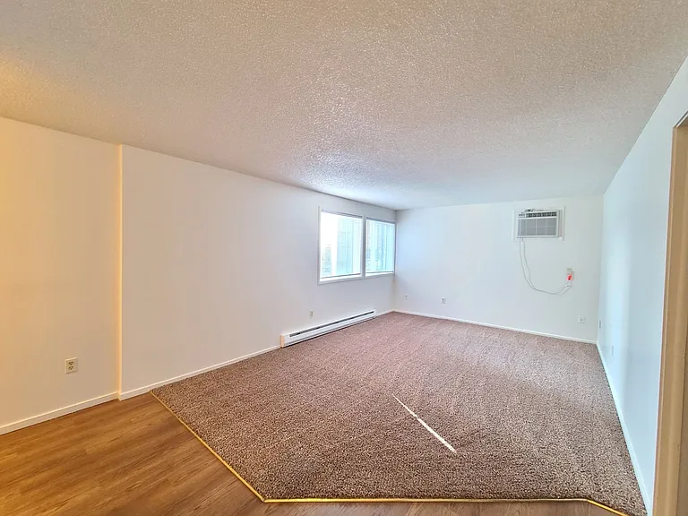 Horizon Apartments — Photo 5