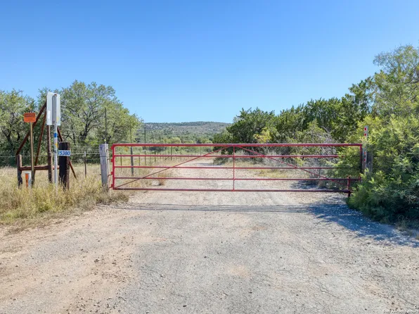 1917 Ranch Road 3348, Brackettville, TX 78832