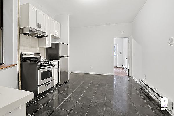 1st image of 328 W 49th St APT 1RE