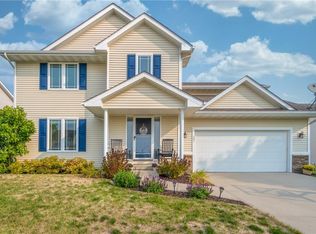 601 NW 10th Cir, Grimes, IA 50111