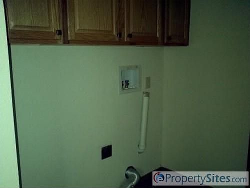3rd image of 3137 N Bennett St