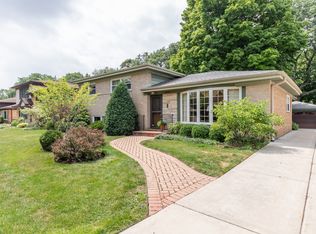 9236 Menard Ave, Morton Grove, IL 60053