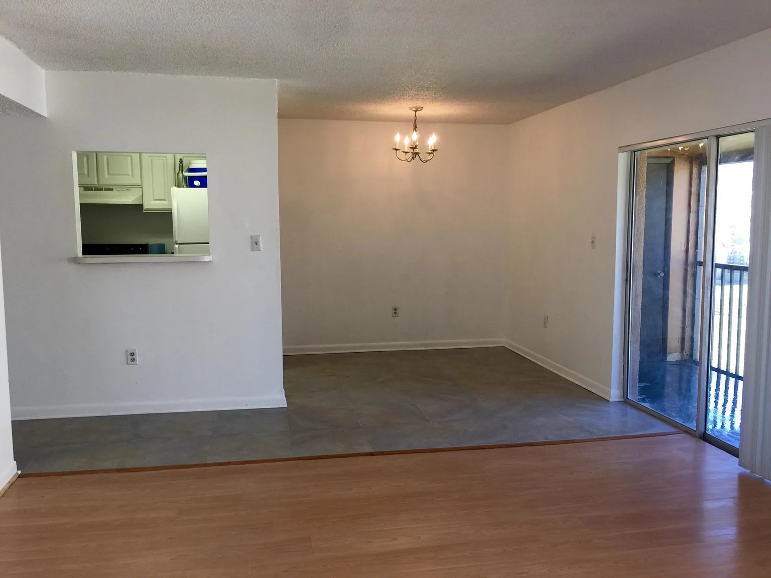 2561 N Alafaya Trl — Photo 1