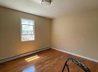 2 Westminster Ln FLOOR 1, Jersey City, NJ 07305