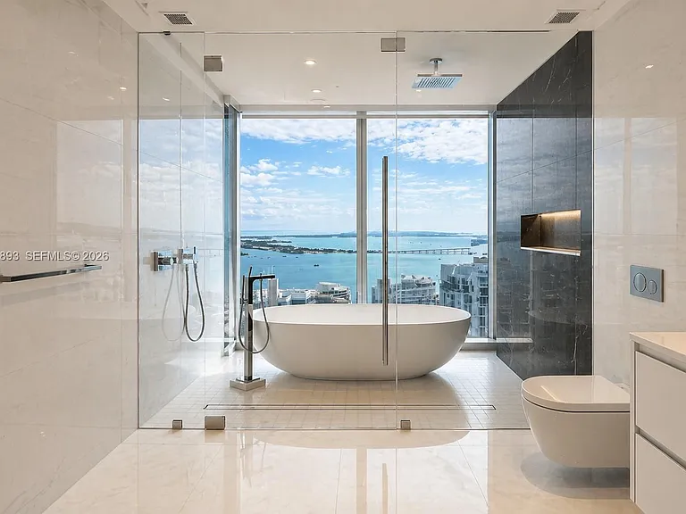 300 Biscayne Boulevard Way #4201E — Photo 12