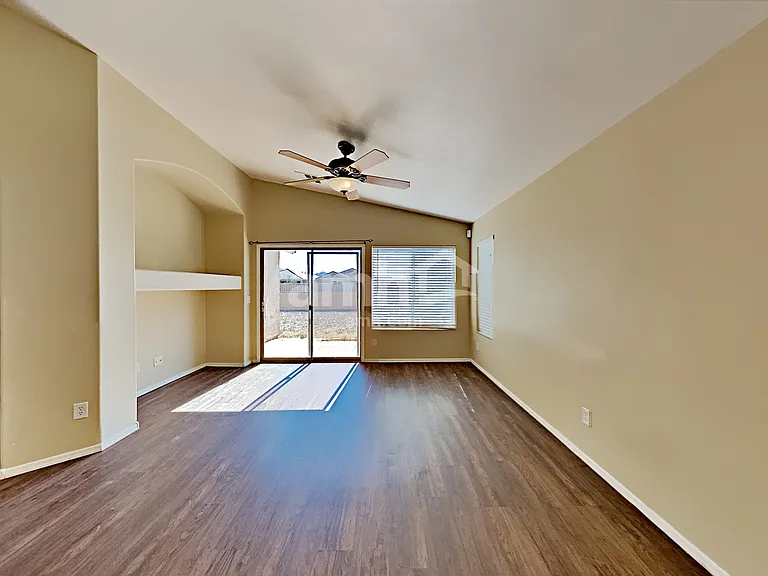 35324 N Happy Jack Dr — Photo 5