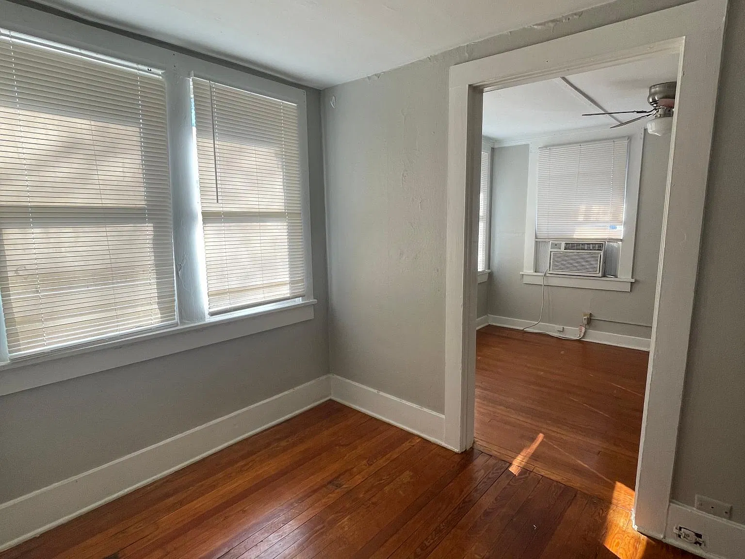 2109 Harbert Ave — Photo 2