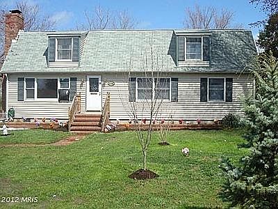 1st image of 136 Chesapeake Estates Dr