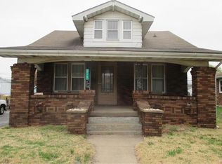 275 S Central Ave, Wood River, IL