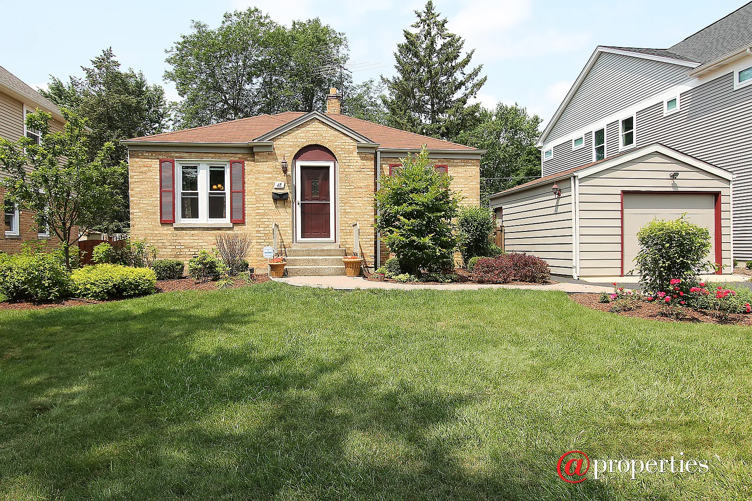 48 N Ashland Ave photo 1