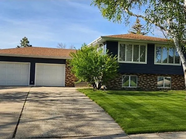 815 18th Ave NE, Aberdeen City, SD 57401