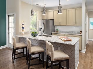 1825 Grove Point Rd, Savannah, GA 31419