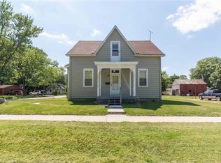 201 N Vine St, Freeburg, IL 62243