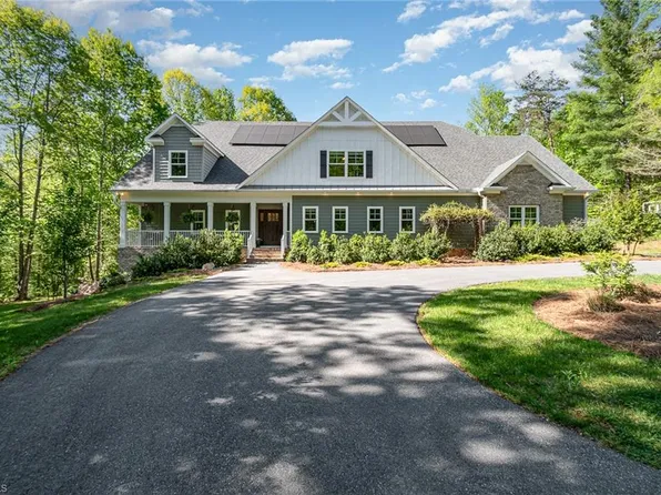 7453 Styers Ferry Rd, Clemmons, NC 27012