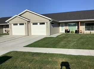 2118 Ace Ave, Brookings, SD 57006