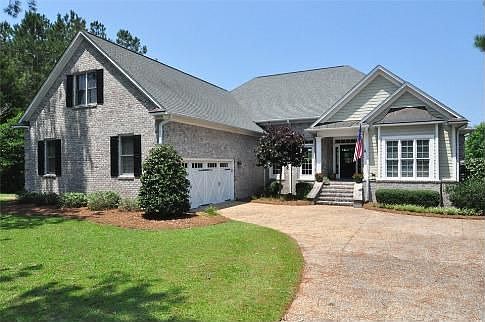 Beautiful Waterfront Showpiece