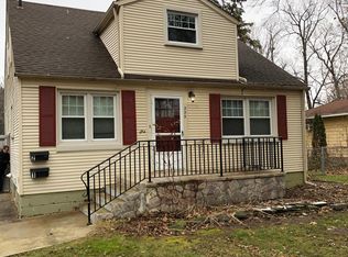 335 Midland Blvd, Royal Oak, MI 48073