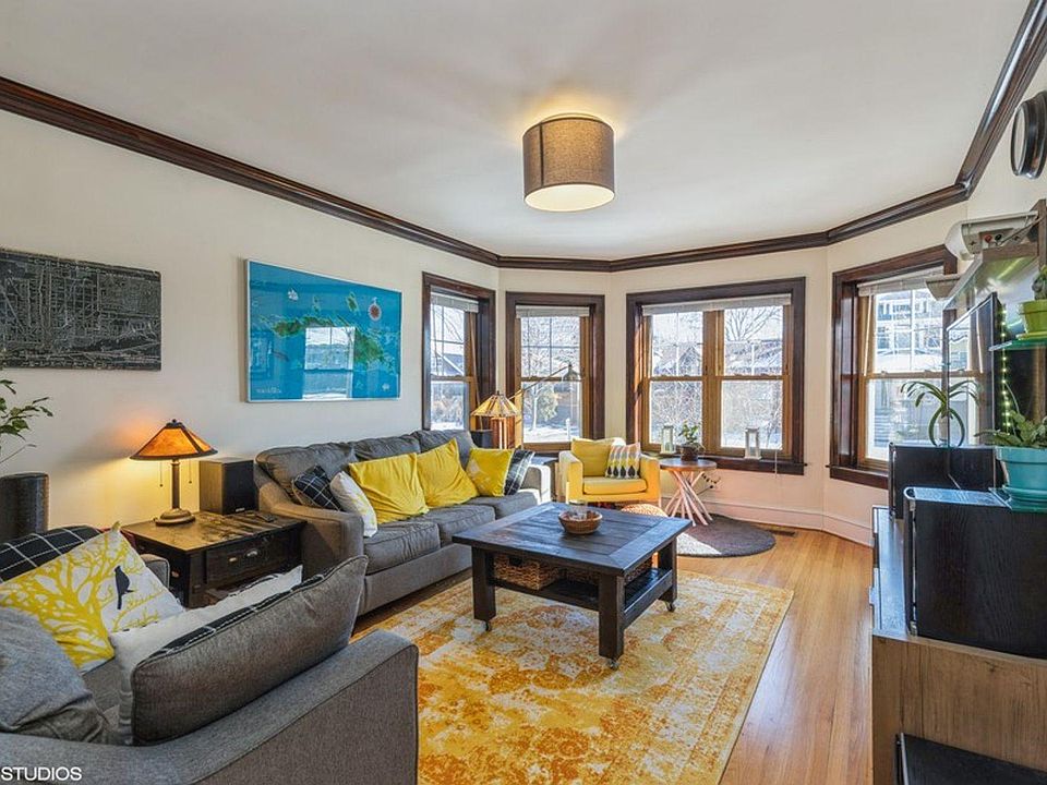 1st image of 837 S Euclid Ave #3N