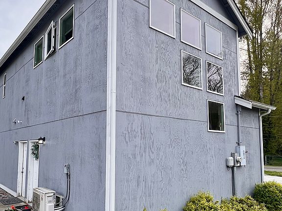 2nd image of 11420 8th Ave S #Adu