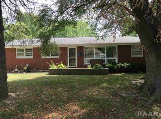 301 Carolina St, Washington, IL 61571