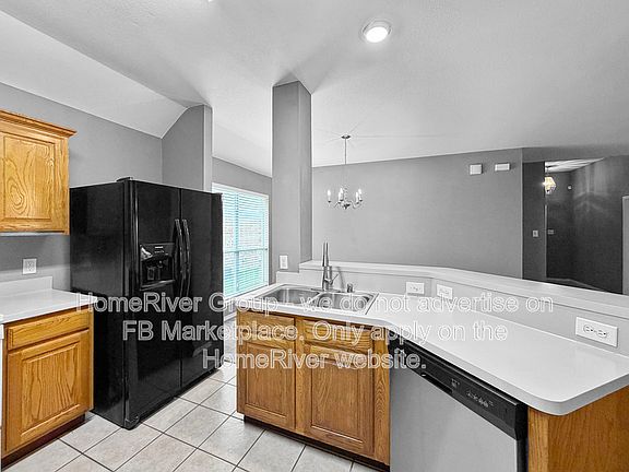 5th image of 2405 N Brook Dr