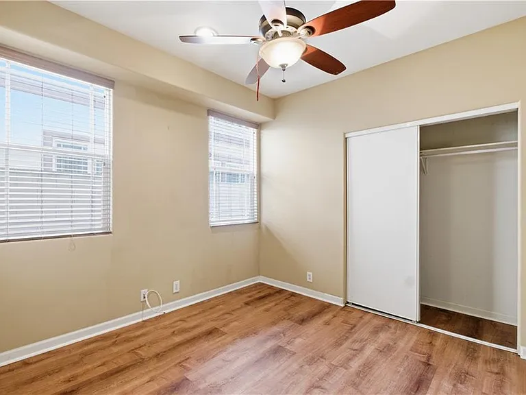 6958 Amigo Ave — Photo 11