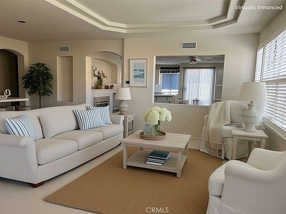 5th image of 1961 Riviera Ave