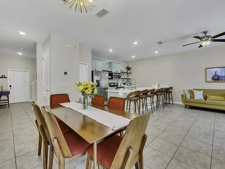 4876 Clock Tower Dr — Photo 18