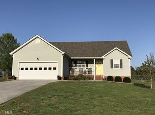 90 Chloe Dr, La Fayette, GA 30728