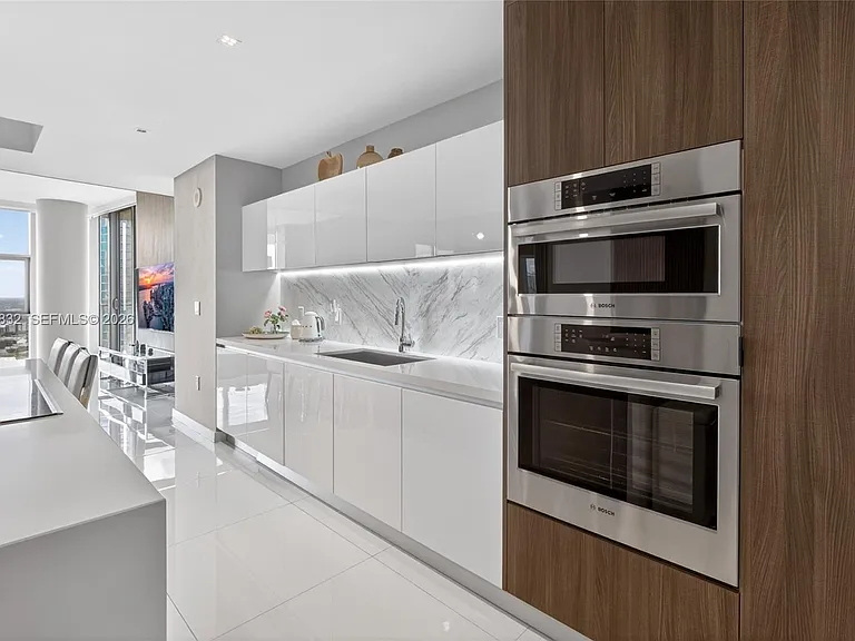 851 NE 1st Ave #3201 — Photo 30