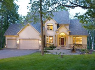 235 Woodview Trl, Hudson, WI 54016