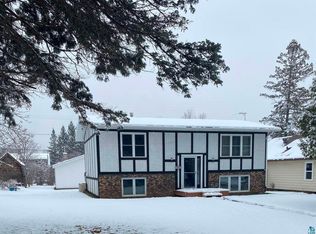 608 94th Ave W, Duluth, MN 55808