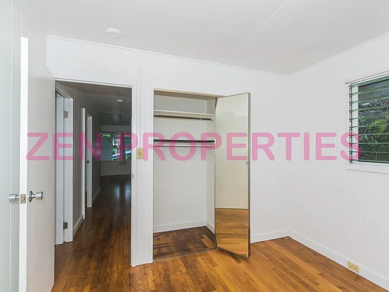 1555 Moani St — Photo 26