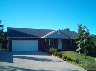 19930 Spain Ln, Fort Leonard Wood, MO 65583