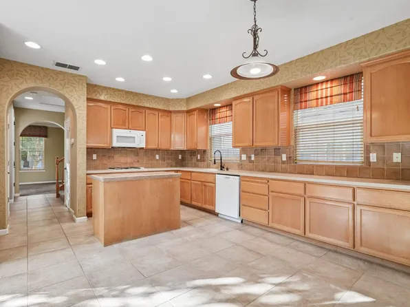 1514 Columbus Rd, West Sacramento, CA 95691